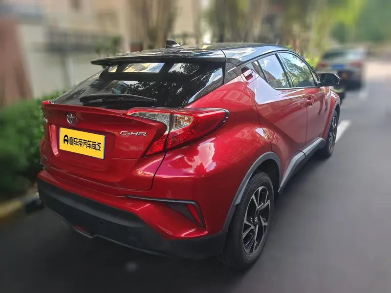 Toyota C-HR — фото 4