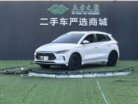 BYD e2