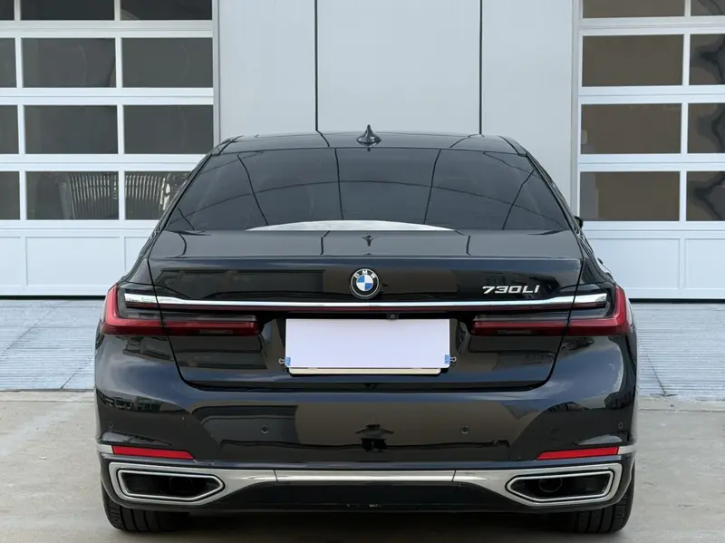 BMW 7 Series 730Li люкс-пакет — фото 5