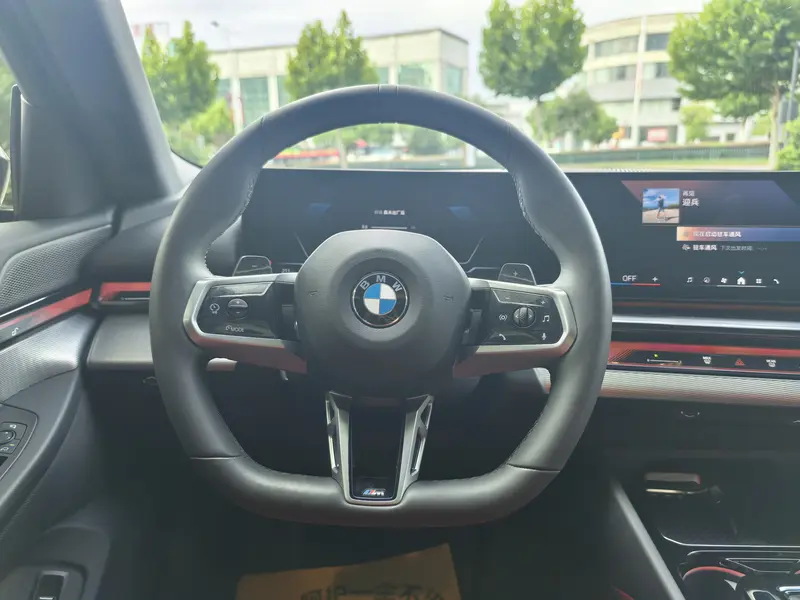 BMW 5 Series 525i M спортпакет — фото 9
