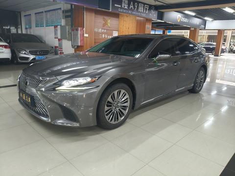 Lexus LS