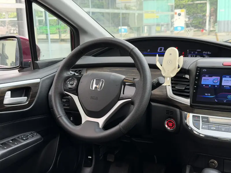 Honda Jade — фото 11