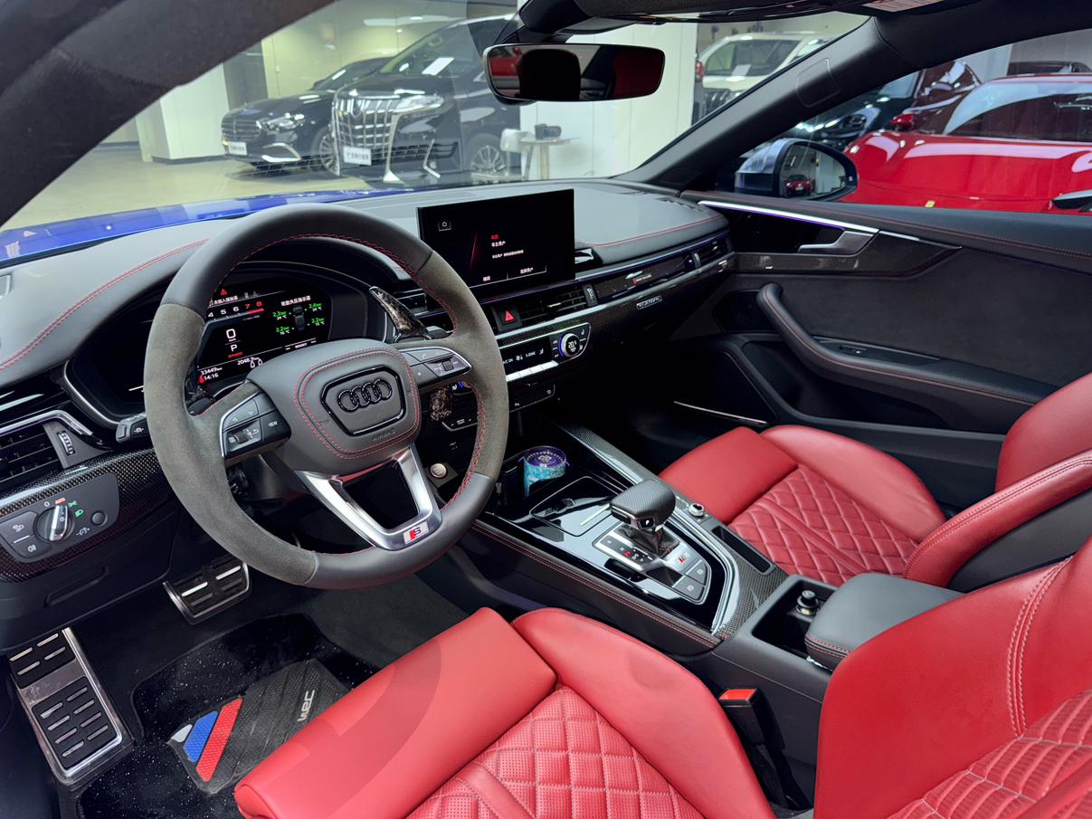 Audi S5: фотография 6 из 20