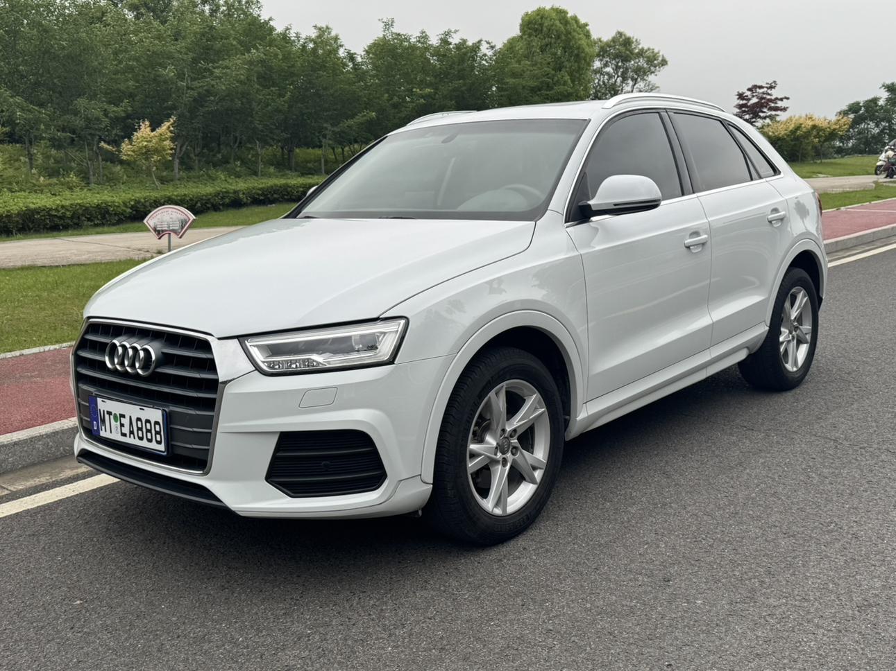 Audi Q3 — фотографии объявления, Фото 2