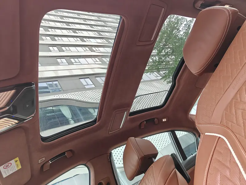 BMW 7 Series — фото 14