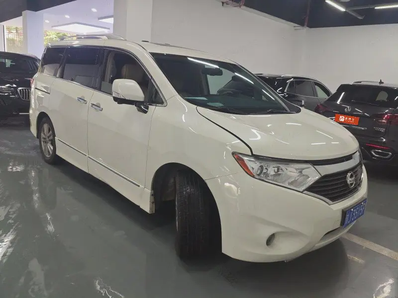 Nissan Quest — фото 2