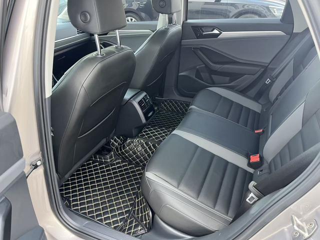 Volkswagen Sagitar id 4392021 из Китая 25
