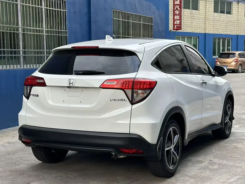 Honda Vezel — фото 6