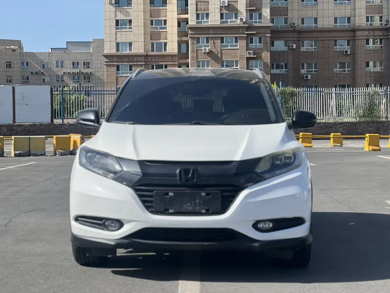 Honda Vezel 1.8L CVT моноприводный люкс — фото 2