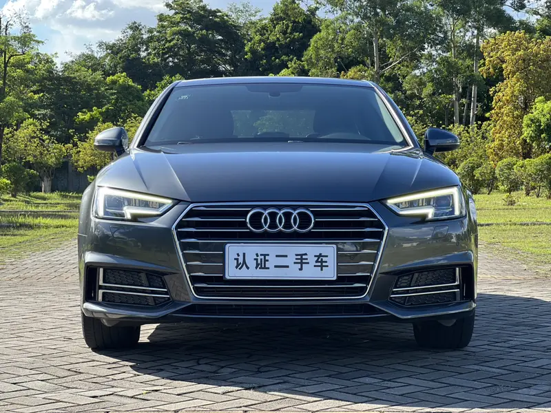 Audi A4L — фото 2
