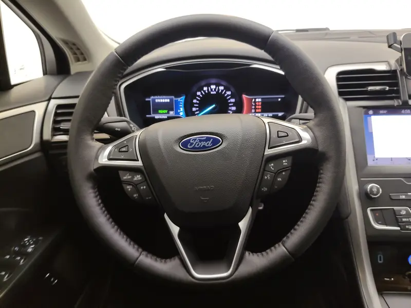 Ford Mondeo PHEV 2.0 VI — фото 16