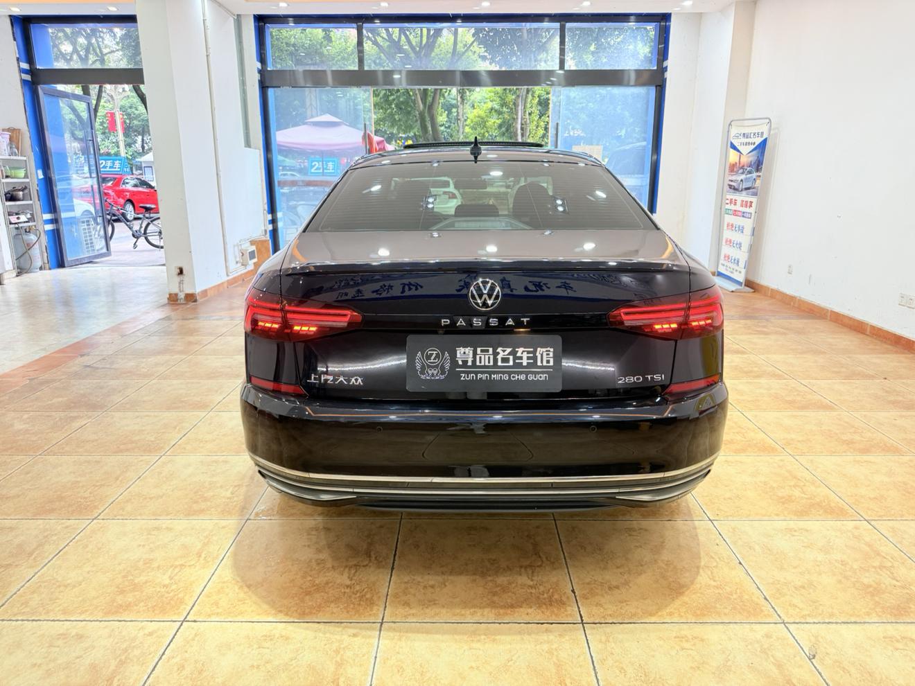Volkswagen Passat: фотография 5 из 20