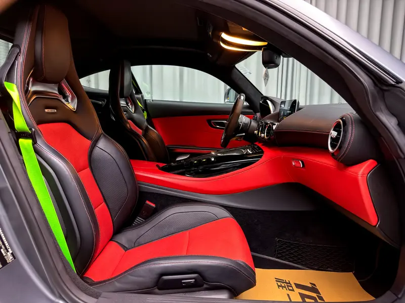Mercedes-Benz AMG GT C — фото 8