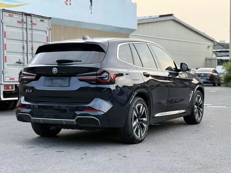 BMW iX3 продвинутая — фото 6