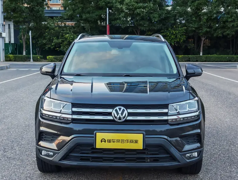 Volkswagen Tharu — фото 2