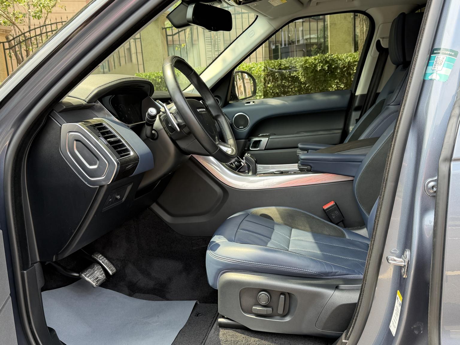 Land Rover Range Rover Sport Sport 2021 3.0 L6