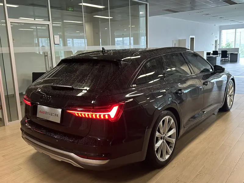Audi A6 — фото 6