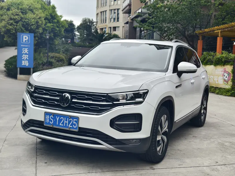 Volkswagen Tayron 330 TSI 2 WD