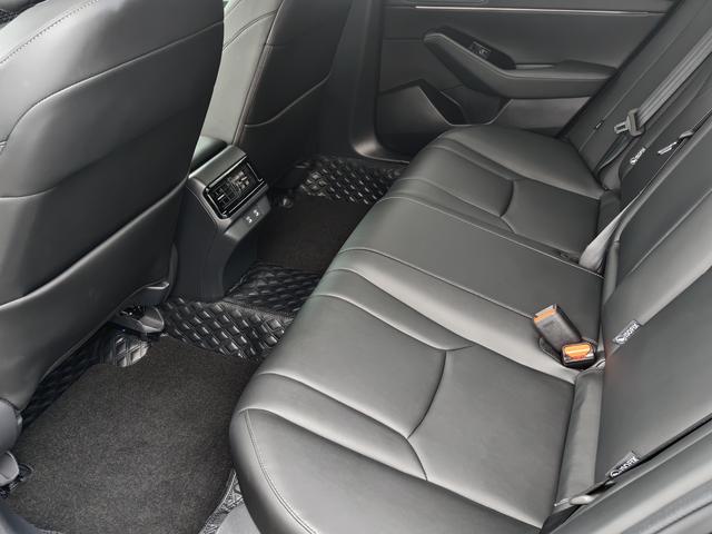 Honda Accord id 4367374 из Китая 10