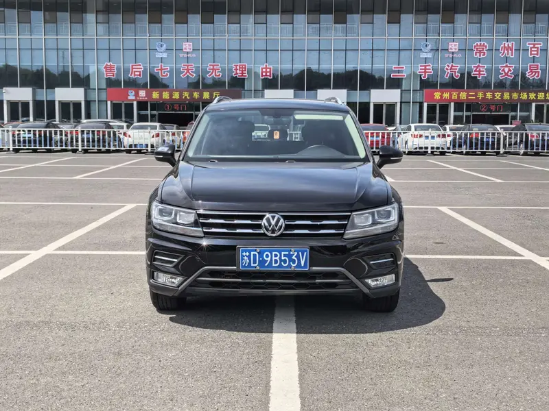 Volkswagen Tiguan L — фото 2