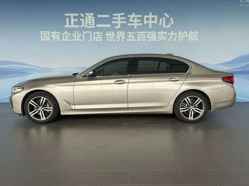BMW 5 Series — фото 4