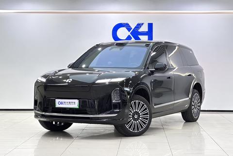 Nio ES8