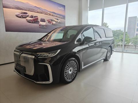 VOYAH Dreamer PHEV