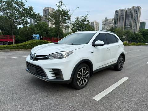 MG GS