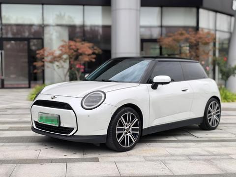MINI Cooper Electric, 2024 год