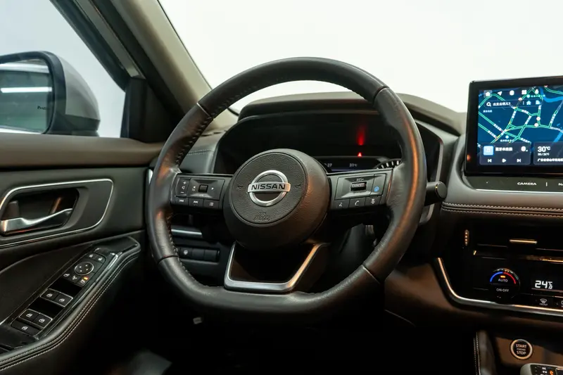 Nissan X-Trail — фото 16