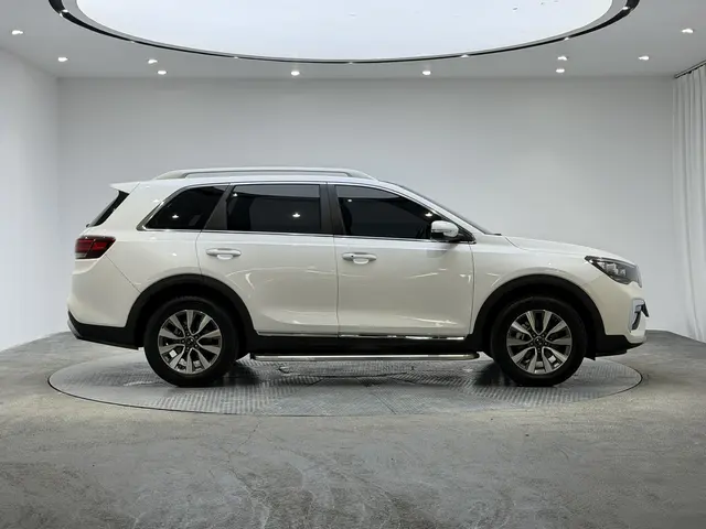 Kia KX7 — фото 8
