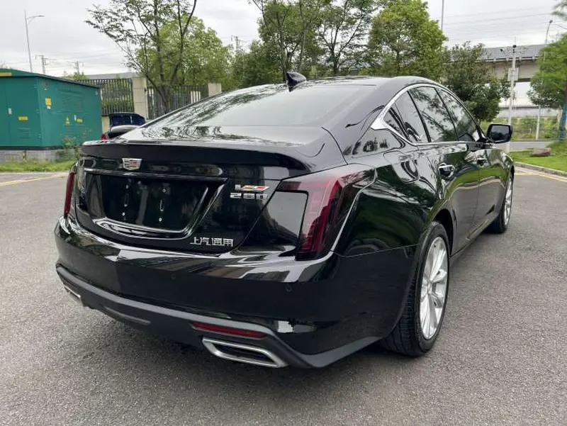 Cadillac CT5 — фото 7