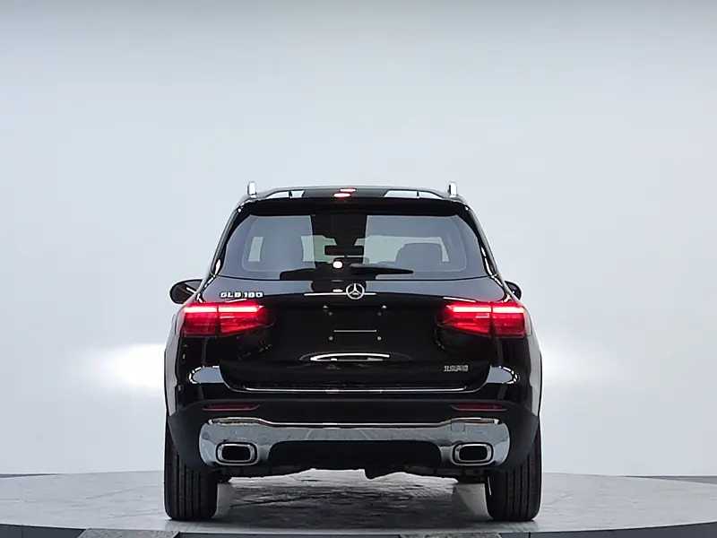 Mercedes-Benz GLB — фото 6