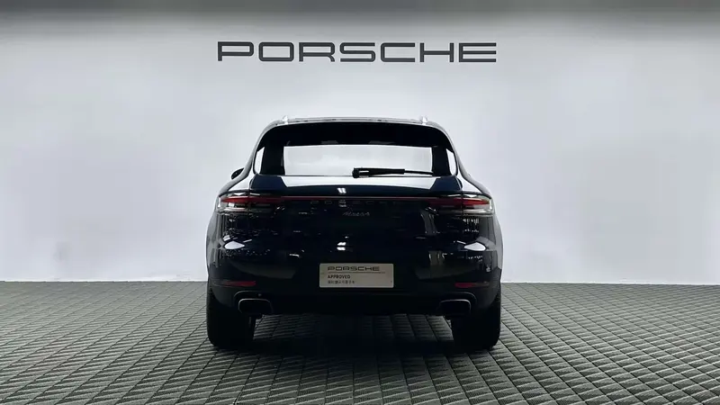 Porsche Macan 2.0 T — фото 6