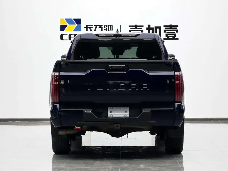 Toyota Tundra — фото 3