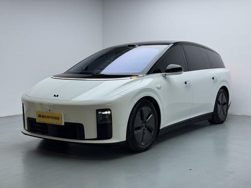Li Auto i8