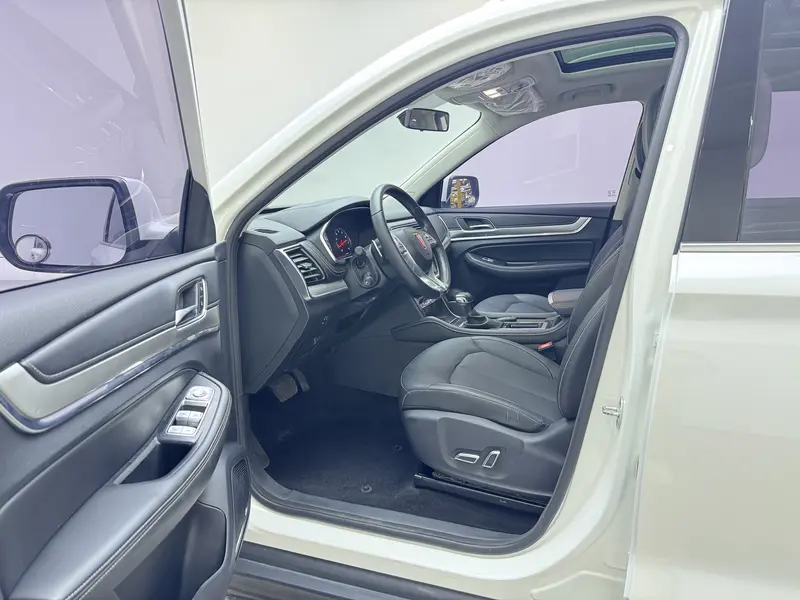 Roewe RX8 — фото 17
