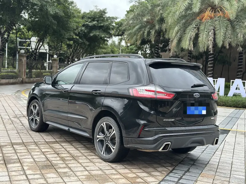 Ford Edge — фото 4