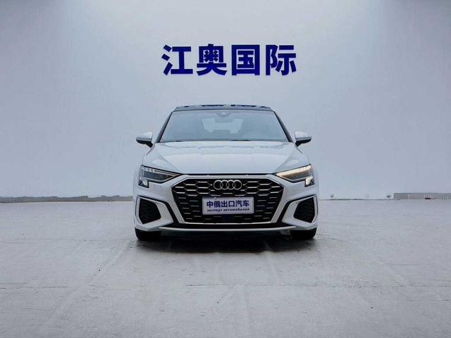 Audi A3 id 4368134 из Китая 17
