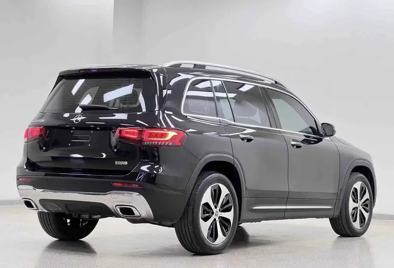 Mercedes-Benz GLB — фото 7