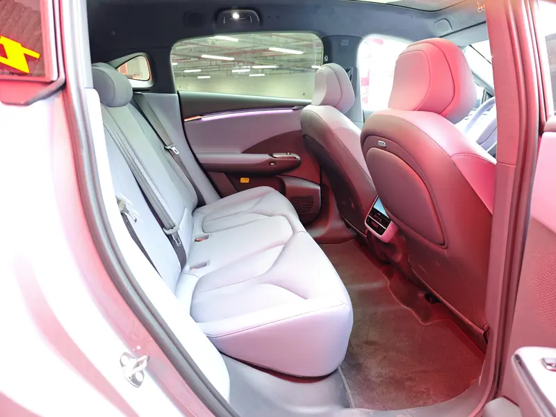 XPeng G7 — фото 13
