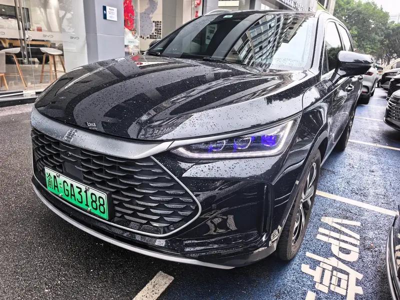 BYD Tang DM DM-i 115 KM Premium