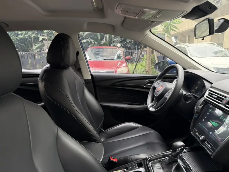 Roewe i5 — фото 14