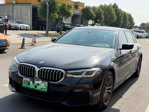 BMW 5 Series PHEV, 2022 год