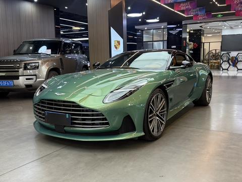 Aston Martin DB12