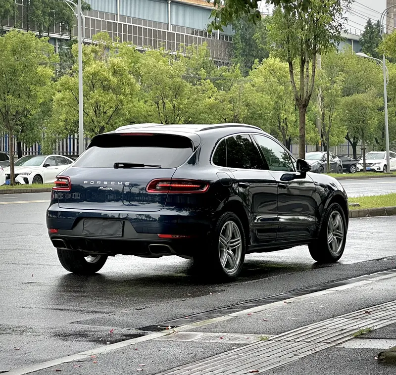 Porsche Macan 2.0 T — фото 6