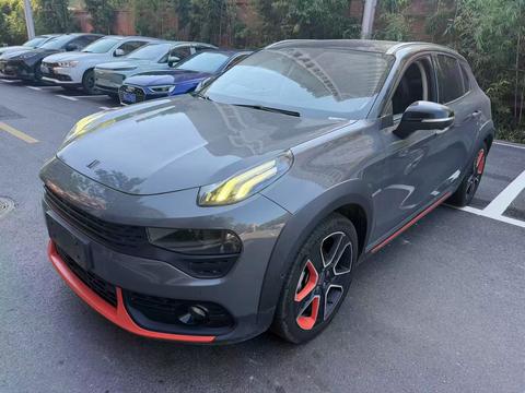 Lynk & Co 02