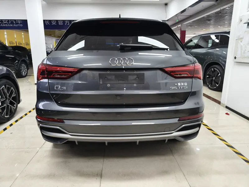Audi Q3 — фото 5