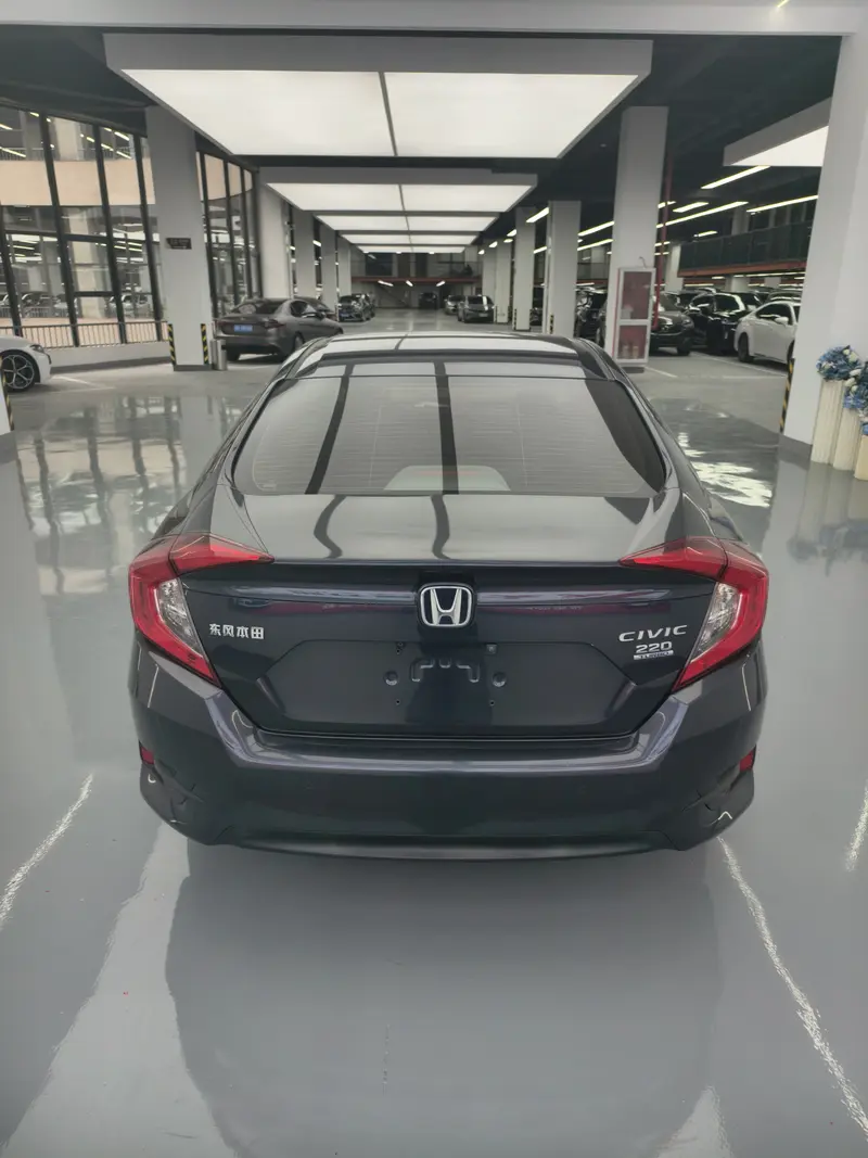Honda Civic — фото 5