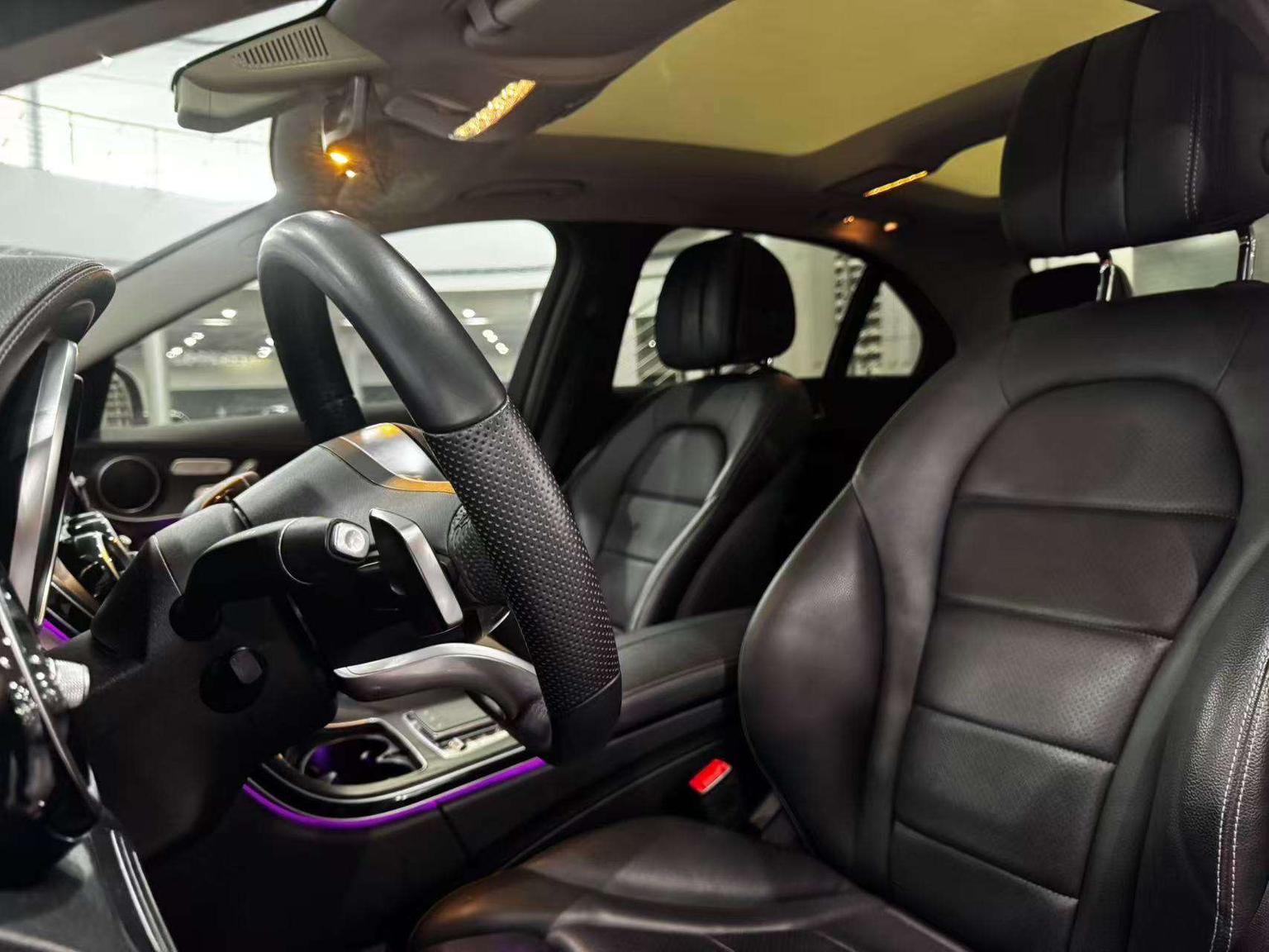 Mercedes-Benz C-Class: фотография 11 из 22